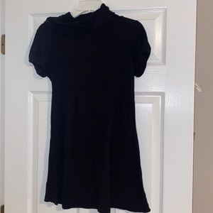 Black Shortsleeve Turtleneck Tunic